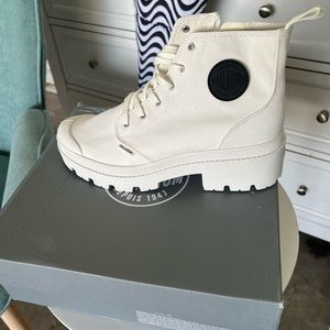 Palladium White Boots Size 9